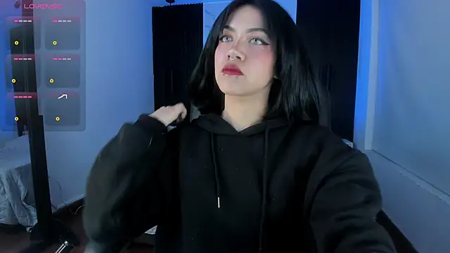 Snapshot of Gianna_foxy chatting on 12/04/24, 05:16 Gianna foxy online show from 12/04/24, 05:16