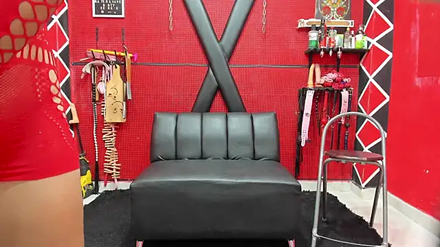 Snapshot of BDSM_EXOTICDOMINATION chatting on 10/09/25, 01:42 BDSM EXOTICDOMINATION online show from 10/09/25, 01:42