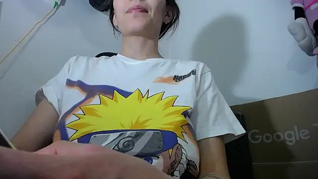 Snapshot of bulma_milk chatting on 02/14/26, 07:49 bulma milk online show from 02/14/26, 07:49