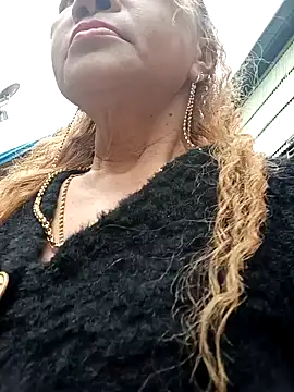 Snapshot of Baby-sexysweet69 chatting on 12/22/24, 06:39 Baby-sexysweet69 online show from 12/22/24, 06:39