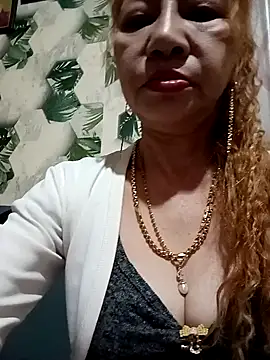 Snapshot of Baby-sexysweet69 chatting on 01/08/25, 10:37 Baby-sexysweet69 online show from 01/08/25, 10:37