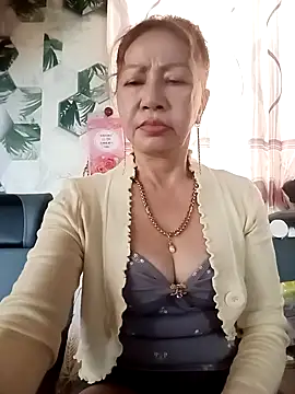 Snapshot of Baby-sexysweet69 chatting on 02/14/25, 02:28 Baby-sexysweet69 online show from 02/14/25, 02:28