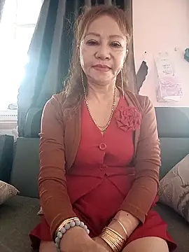 Snapshot of Baby-sexysweet69 chatting on 10/13/25, 01:38 Baby-sexysweet69 online show from 10/13/25, 01:38