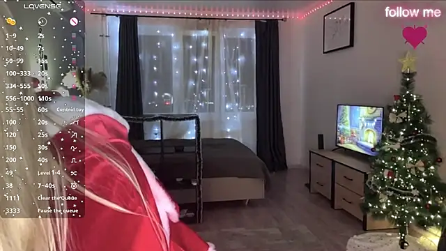 Snapshot of SweetDarcy chatting on 01/10/25, 05:02 SweetDarcy online show from 01/10/25, 05:02