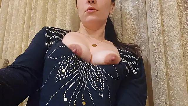 AlejandraDelaney online show from 12/14/24, 05:14