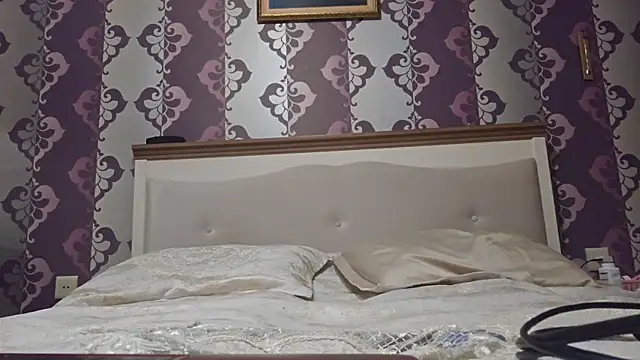 AlejandraDelaney online show from 02/04/25, 10:55