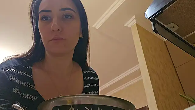 AlejandraDelaney online show from 02/06/25, 05:19