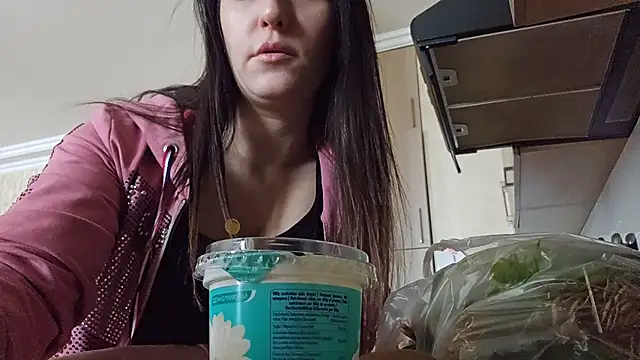 AlejandraDelaney online show from 02/23/25, 12:16