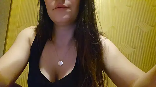 AlejandraDelaney online show from 03/18/25, 02:04