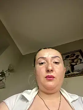 BrigitDani  online show from 12/06/24, 11:22