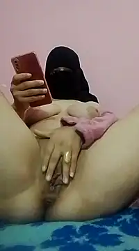 sofia soso online show from 02/19/25, 12:22