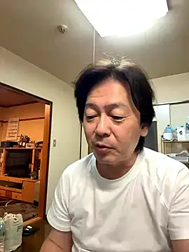 Snapshot of SaneService9 chatting on 10/21/25, 07:36 SaneService9 online show from 10/21/25, 07:36