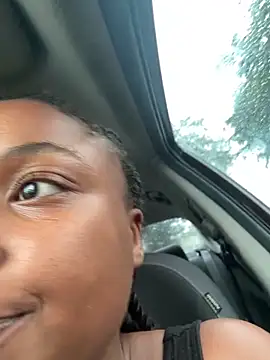 Snapshot of miamiworld chatting on 09/18/25, 07:05 miamiworld online show from 09/18/25, 07:05