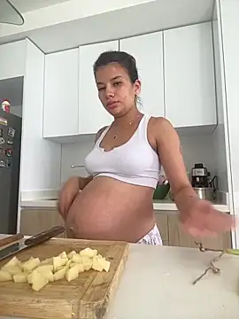 adop me   online show from 12/06/24, 06:50