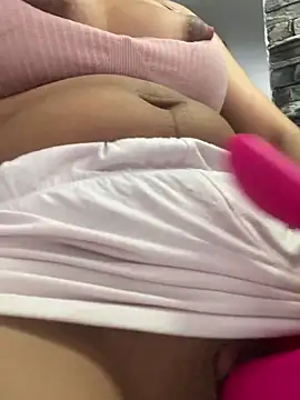 adop me   online show from 03/15/25, 10:44