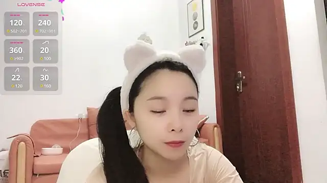 Snapshot of QQ88-99 chatting on 12/28/24, 09:20 QQ88-99 online show from 12/28/24, 09:20