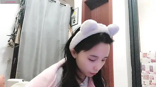 Snapshot of QQ88-99 chatting on 02/12/25, 05:47 QQ88-99 online show from 02/12/25, 05:47