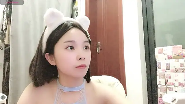 Snapshot of QQ88-99 chatting on 02/13/25, 03:14 QQ88-99 online show from 02/13/25, 03:14