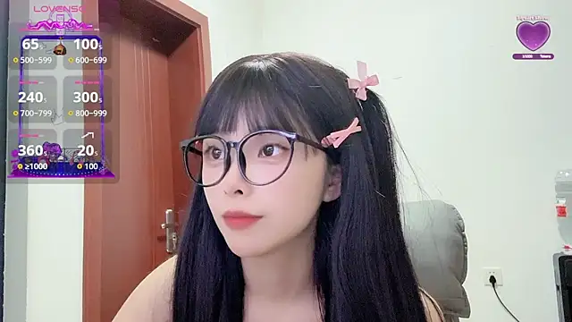 Snapshot of QQ88-99 chatting on 09/22/25, 01:35 QQ88-99 online show from 09/22/25, 01:35