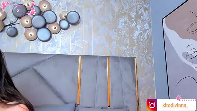 Snapshot of KimDevinne chatting on 01/30/25, 02:49 KimDevinne online show from 01/30/25, 02:49