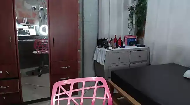 anngela01 online show from 03/14/25, 08:17