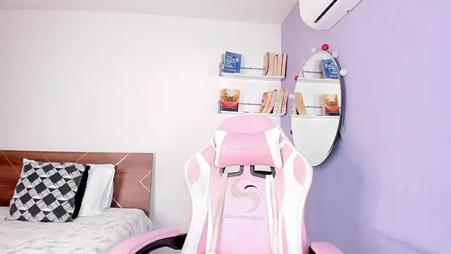 amber maxwell online show from 01/10/25, 08:37