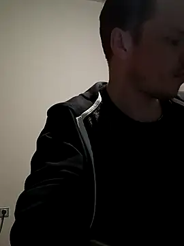 Maksiii-all online show from 03/04/25, 05:13