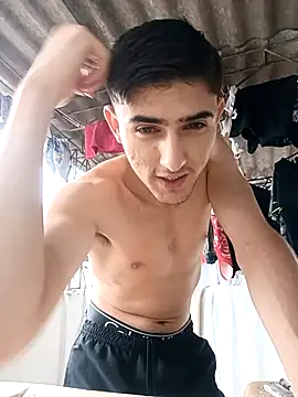 Snapshot of PhilipRich chatting on 11/24/25, 08:08 PhilipRich online show from 11/24/25, 08:08