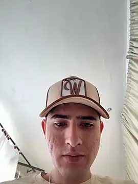 Snapshot of PhilipRich chatting on 03/27/26, 05:23 PhilipRich online show from 03/27/26, 05:23