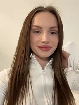 Snapshot of Molly_Muer chatting on 01/17/25, 07:19 Molly Muer online show from 01/17/25, 07:19