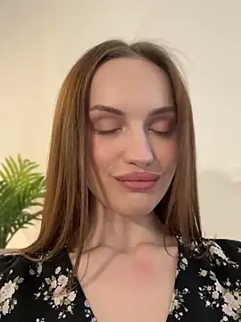Snapshot of Molly_Muer chatting on 02/07/25, 09:16 Molly Muer online show from 02/07/25, 09:16