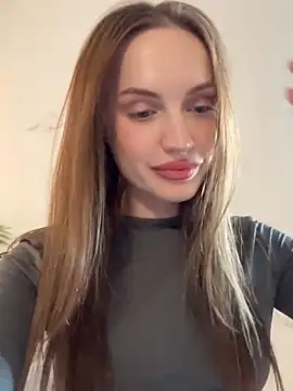 Snapshot of Molly_Muer chatting on 02/09/25, 01:56 Molly Muer online show from 02/09/25, 01:56