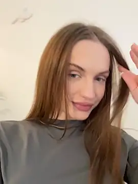 Snapshot of Molly_Muer chatting on 03/17/25, 07:13 Molly Muer online show from 03/17/25, 07:13