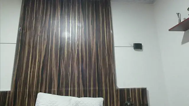 Snapshot of issa_soto_ chatting on 02/04/25, 01:38 issa soto  online show from 02/04/25, 01:38