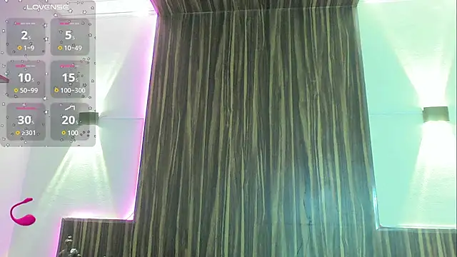 Snapshot of issa_soto_ chatting on 02/11/25, 01:41 issa soto  online show from 02/11/25, 01:41