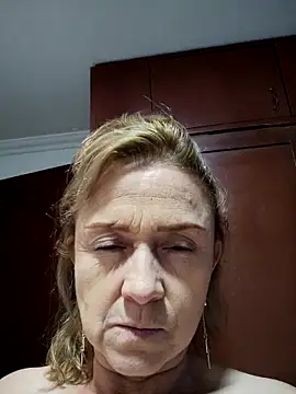 issa soto  online show from 03/08/26, 03:16