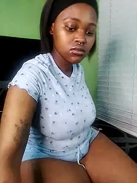 ThickPearlx23 online show from 10/16/25, 02:45