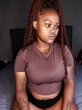 ThickPearlx23 online show from 03/01/26, 08:27