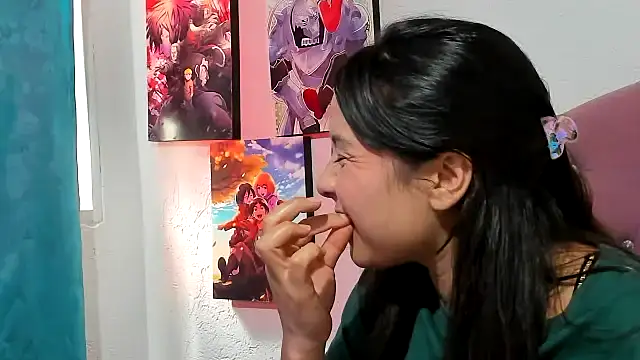 teffy lee online show from 04/24/26, 08:00