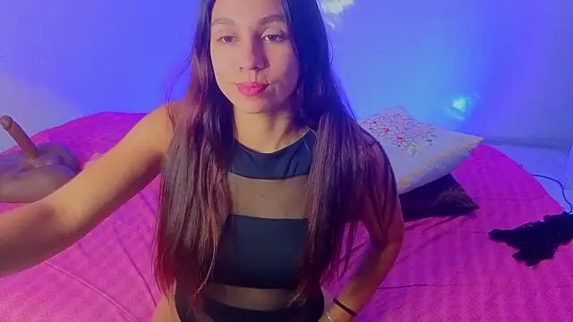 Luci And Sofi online show from 02/27/26, 03:23