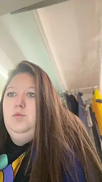 Chloee ep online show from 04/20/26, 01:14