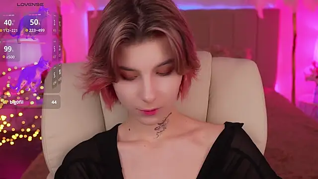 HaylaAmber online show from 12/13/24, 08:26