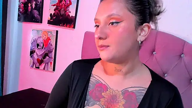 Mila nixon02 online show from 10/26/25, 06:03