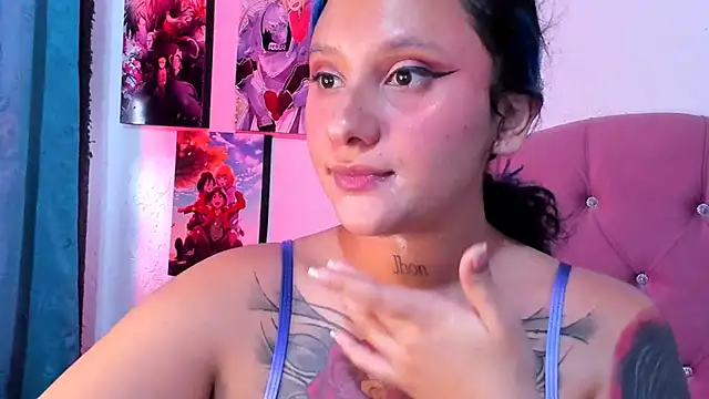 Mila nixon02 online show from 04/18/26, 07:07