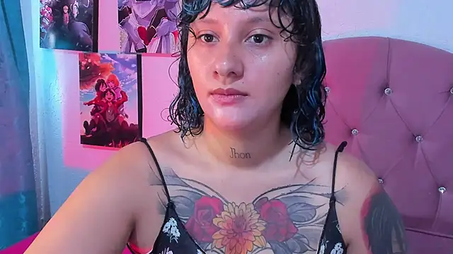 Snapshot of Mila_nixon02 chatting on 05/15/26, 04:14 Mila nixon02 online show from 05/15/26, 04:14