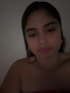 Snapshot of Sarasweet_sex chatting on 05/16/26, 12:18 Sarasweet sex online show from 05/16/26, 12:18