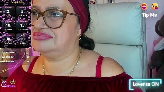 Gia Nahomi online show from 05/15/26, 10:50