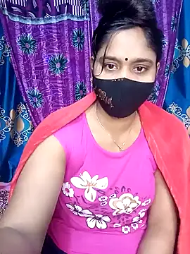 Snapshot of Hot_Maleka chatting on 02/04/25, 02:28 Hot Maleka online show from 02/04/25, 02:28