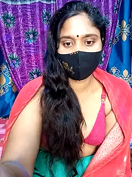 Snapshot of Hot_Maleka chatting on 02/04/25, 03:47 Hot Maleka online show from 02/04/25, 03:47