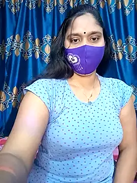 Snapshot of Hot_Maleka chatting on 02/10/25, 02:19 Hot Maleka online show from 02/10/25, 02:19